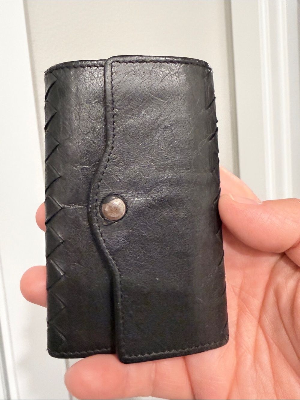 Bottega Key Holder Some wear and needs hooks